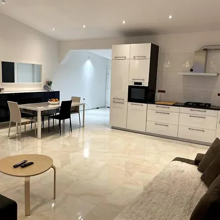 Lux House Olga Apartment