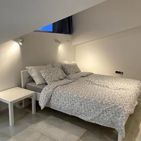 Lux House Olga Apartment *