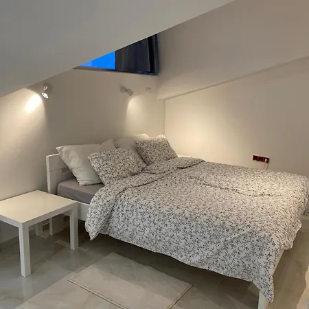 Lux House Olga Ruma