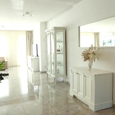 Apartment Lux House Olga