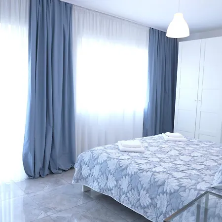 Lux House Olga