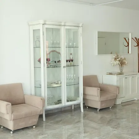 Lux House Olga Apartment