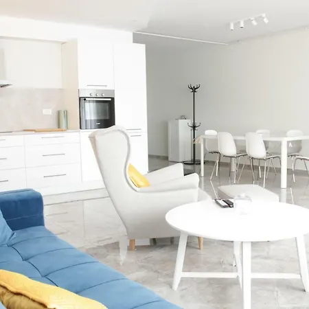 Lux House Olga
