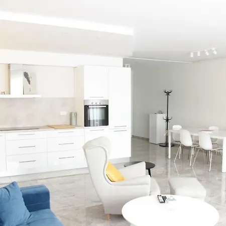 Lux House Olga *