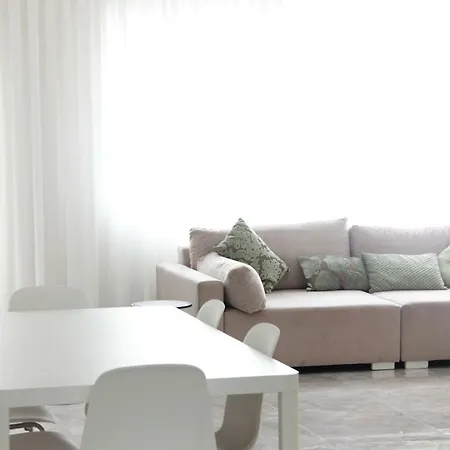 Lux House Olga アパート *