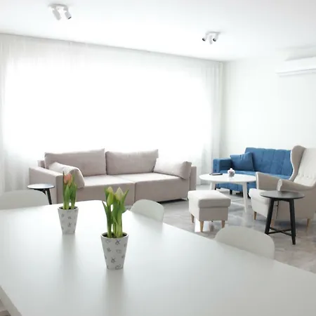 Lux House Olga Ruma